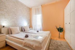 Central Premier Apartment